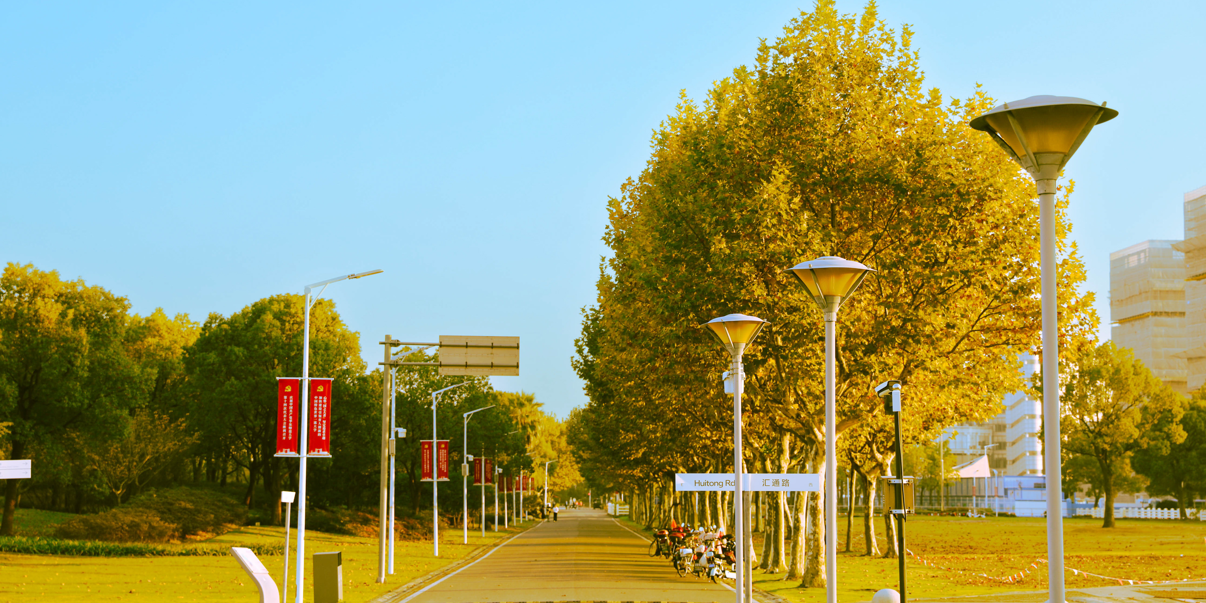 员工走道.jpg